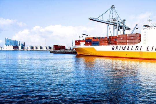 umschlagbetrieb-container